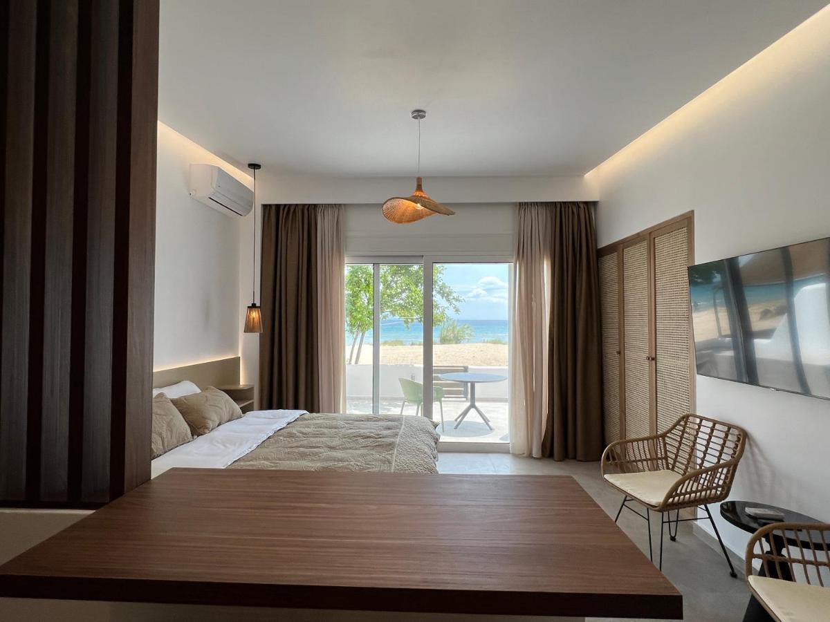 Penthouse & Apartments By The Sea Airport Airstay Artemida  Luaran gambar